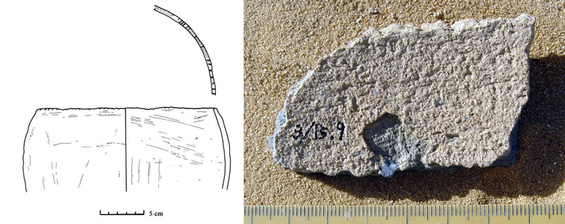 Figure 14 (A, left) Sherd of vessel with “ticked” rim, in Kiddabian fabric. (B) Sherd of vessel with “toothed” rim, Kurkur Northwest Wadi