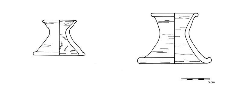 Figure 13 Potstands from Umm Mawagir; (a) I.O10.a; (b) I.O.31.b.