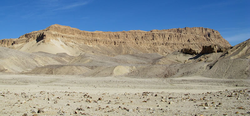 Figure 1 View of the Wadi Falij el-Hunud east of settlement site M08-09/S1